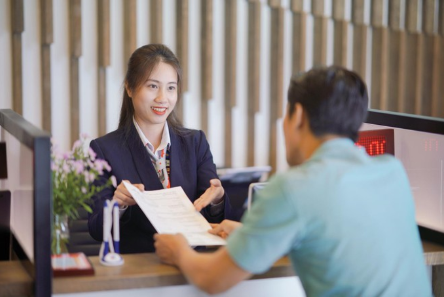 hoa hồng đại lý bảo hiểm có chịu thuế gtgt